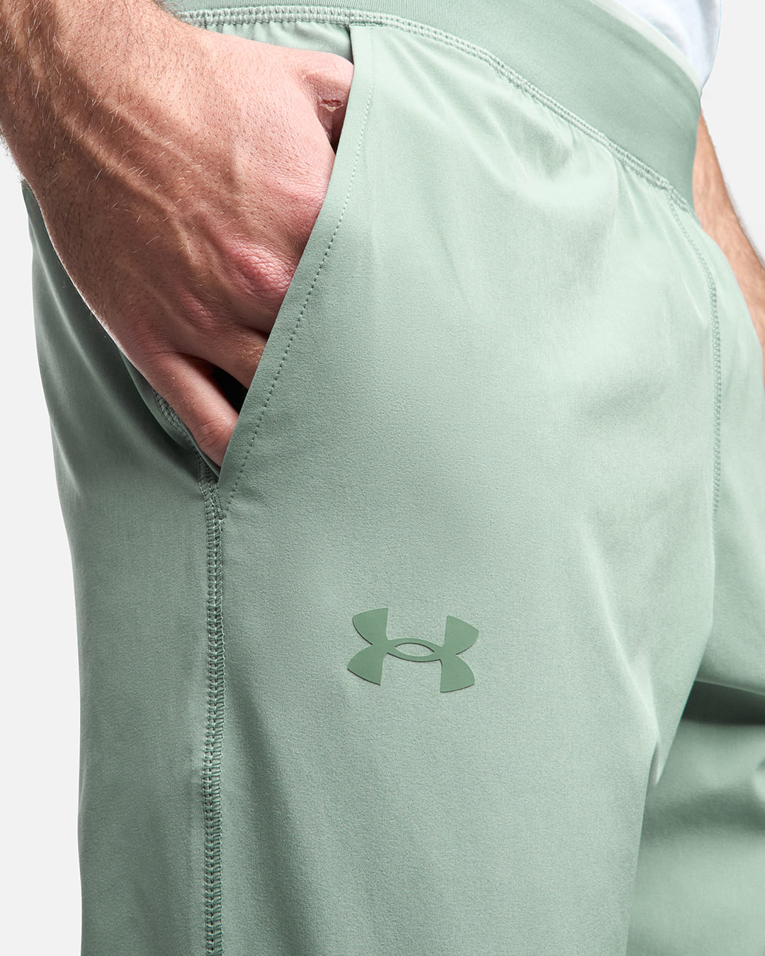 Pantalones deportivos Under Armour Running Launch - Verde pastel