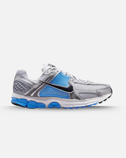 Nike Zoom Vomero 5 - Plata/Azul