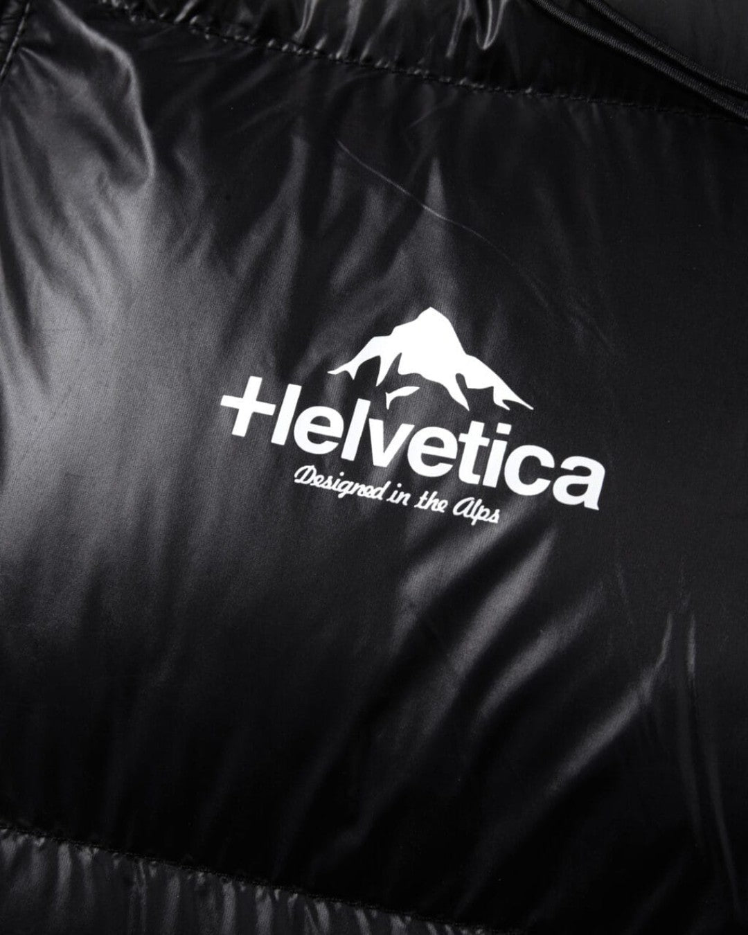 Chaqueta de plumas Helvetica Frost - Negra