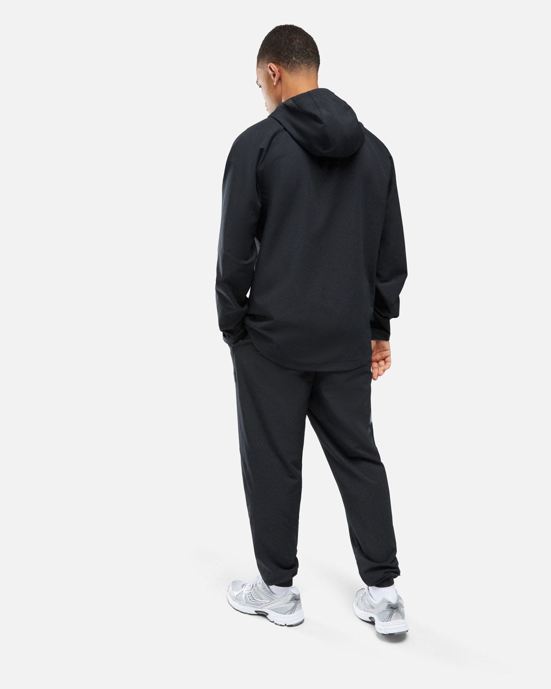 Chaqueta Under Armour Running Unstoppable en el pecho izquierdo - Negra